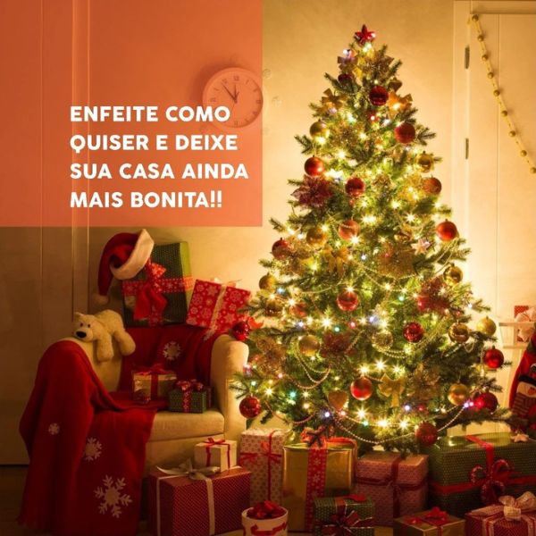 Árvore de Natal Decorada em Pinheiro